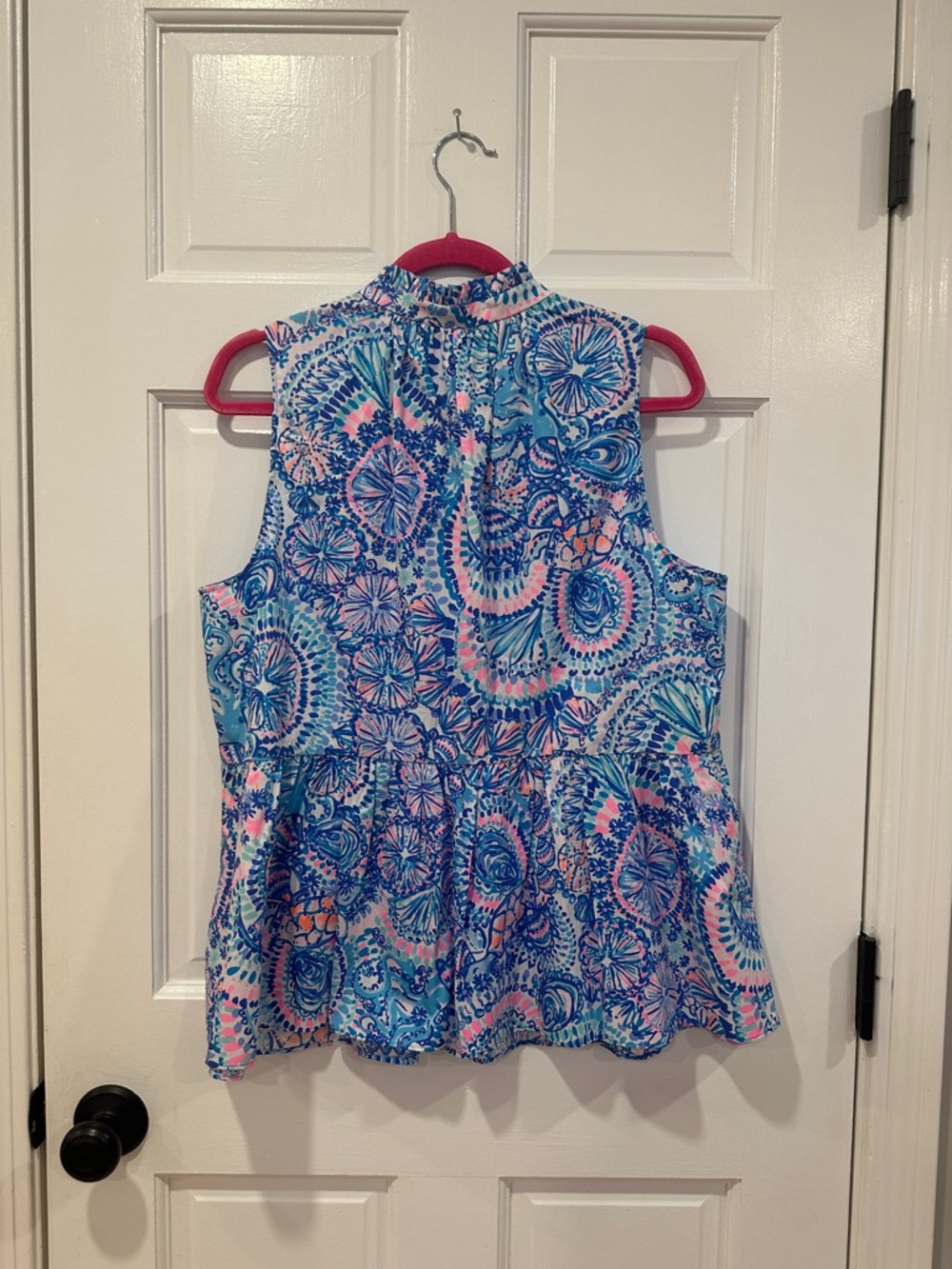 Lilly Pulitzer Top🌸 - Picture 2 of 3